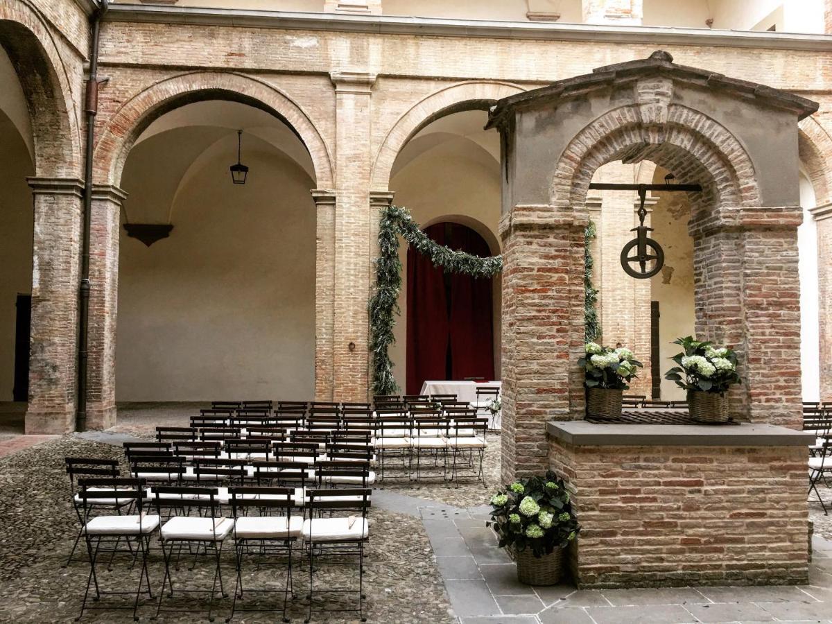 Alla Locanda Del Cinquecento カストロカーロ・テルメ エクステリア 写真